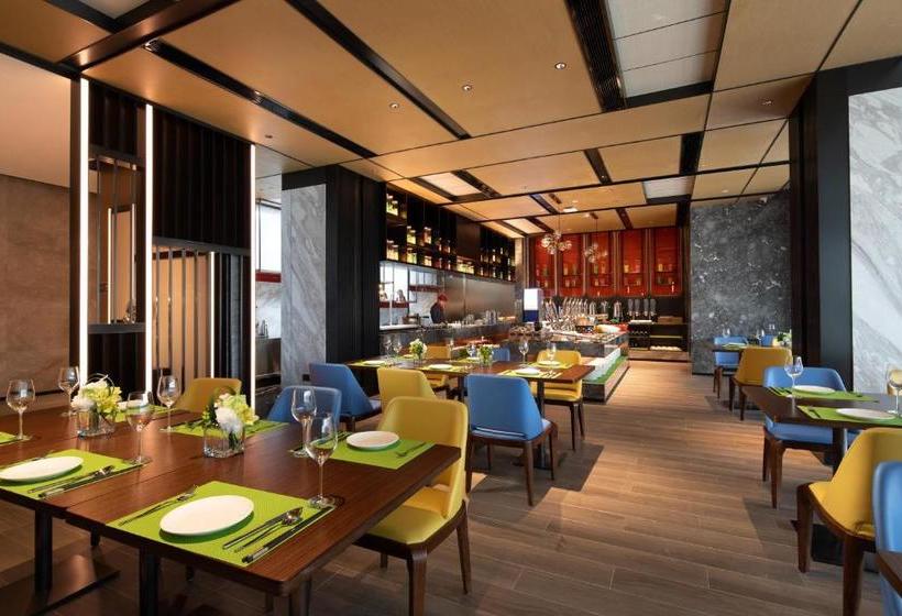 Отель Hampton By Hilton Chengdu Dujiangyan