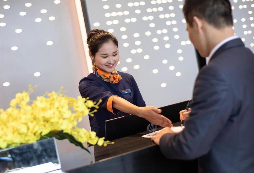 Отель Hampton By Hilton Chengdu Dujiangyan