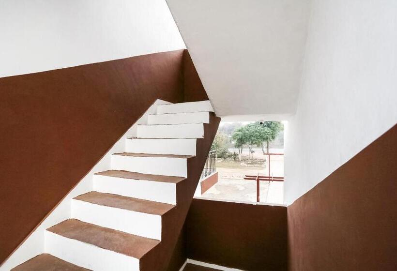 Hotel Oyo 61617 Dev Sukhdev Palace