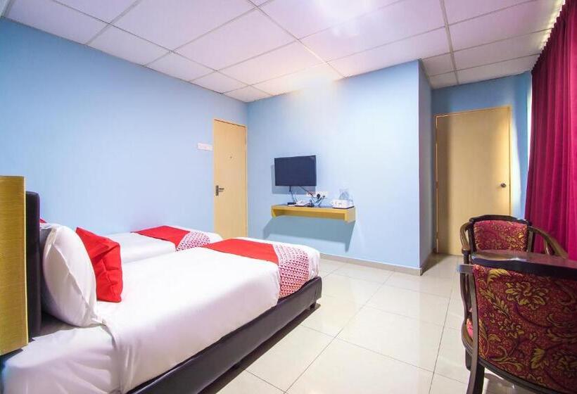 ホテル Oyo 89842 22, Northport