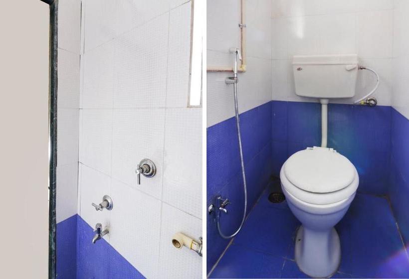 Vaccinated Staff- Spot On 68815 Hotel Sarthak