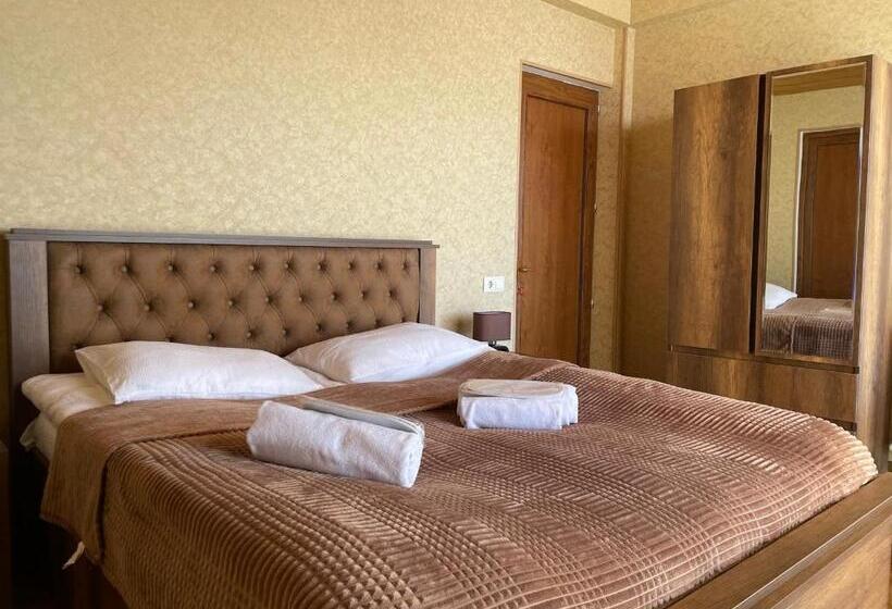 پانسیون Gudauri Hillsite