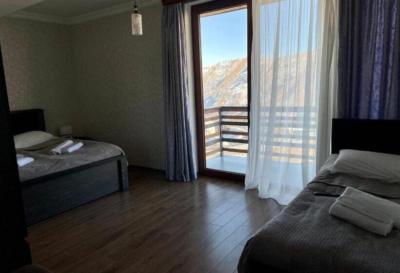 پانسیون Gudauri Hillsite