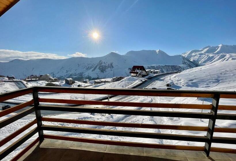 پانسیون Gudauri Hillsite