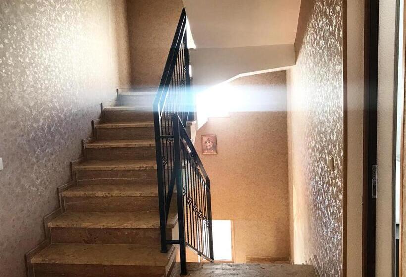 پانسیون Gudauri Hillsite