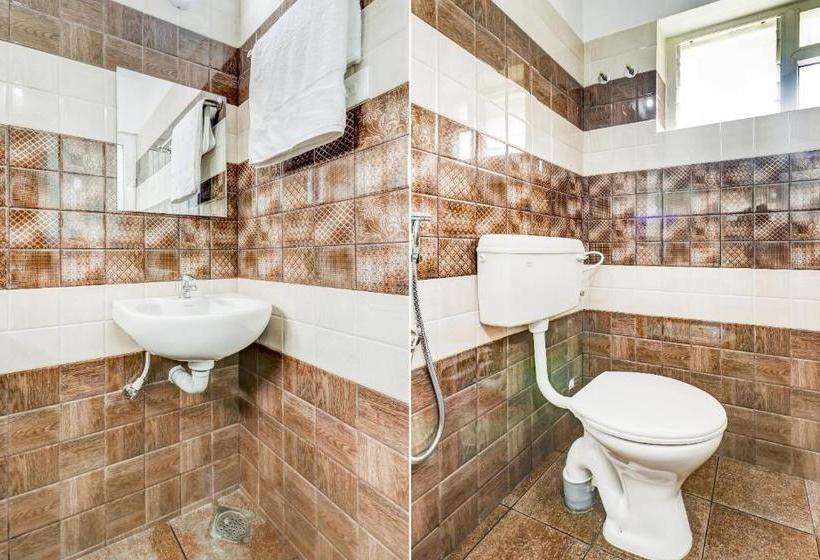 פנסיון Oyo 60354 Home Meadow Homes