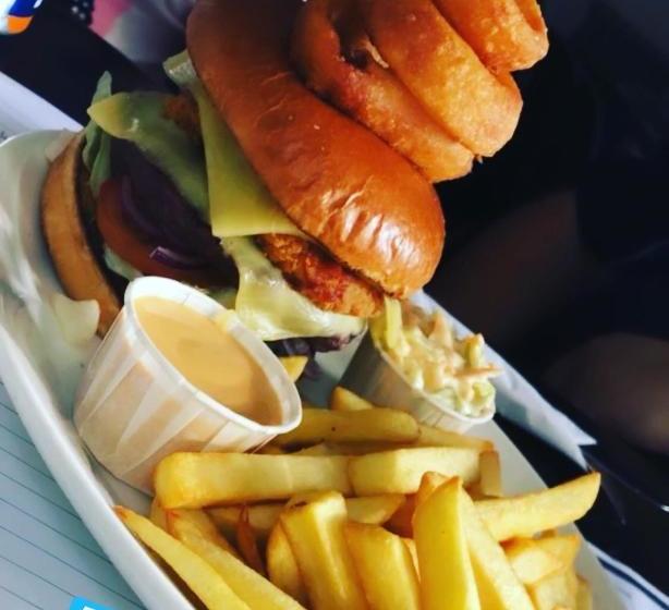 ユースホステル The Ferry Inn