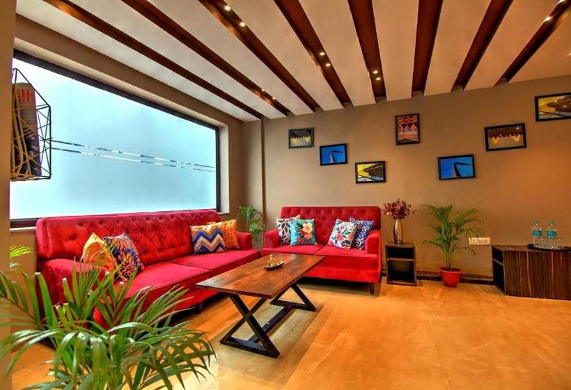 Отель Artisian Rooms