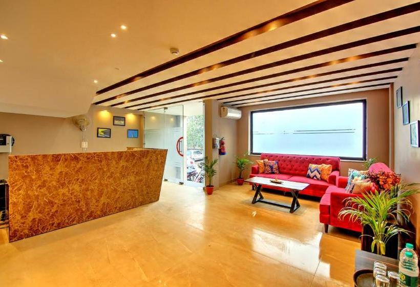 Отель Artisian Rooms