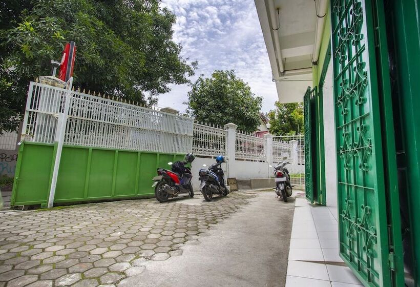 فندق Zleepy Pemuda Idaman