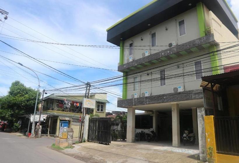 ホテル Almira Homestay