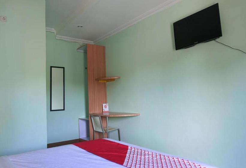 ホテル Almira Homestay