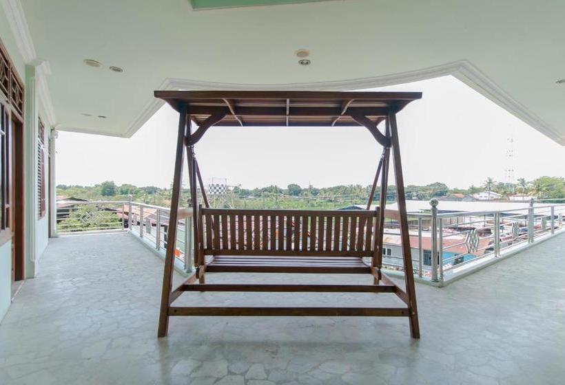 酒店 Oyo 2858 Vafa Guesthouse