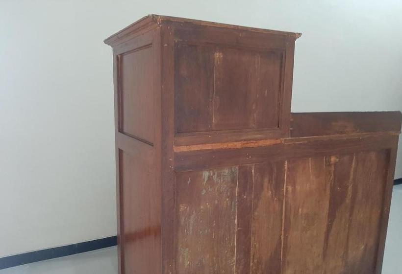 בית מלון כפרי Spot On 2790 Bintang Selatan Syariah