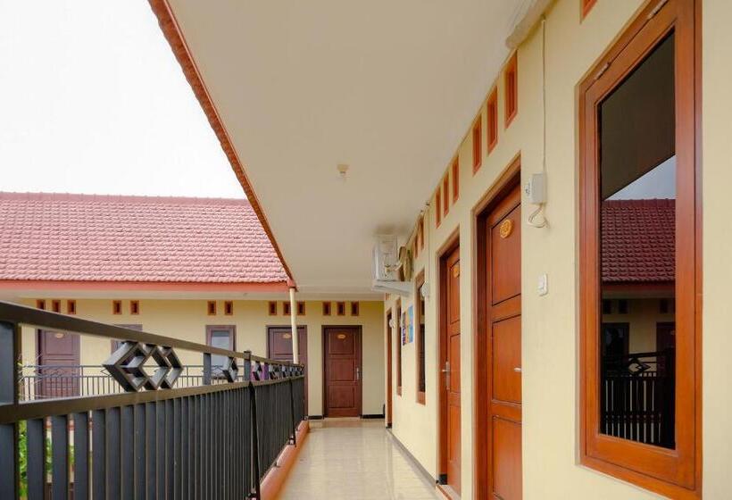 Szálloda Spot On 2826 Panderman Residence