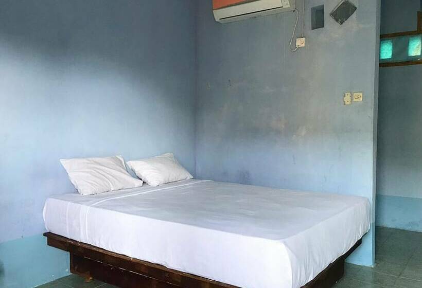 בית מלון כפרי Spot On 2844 Kelekak Bunda