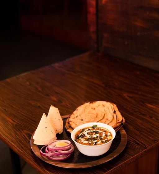 Отель The Grand Shaurya