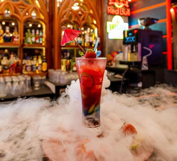 Отель The Grand Shaurya