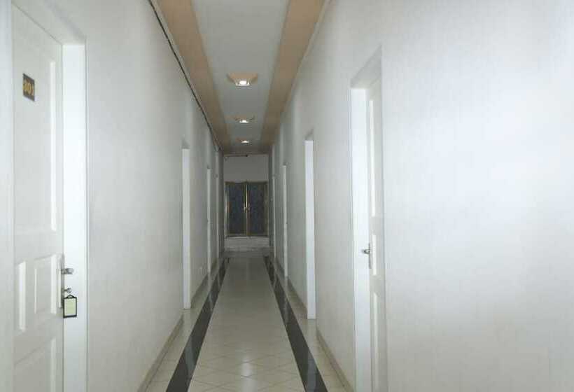 ホテル Wisma Prima