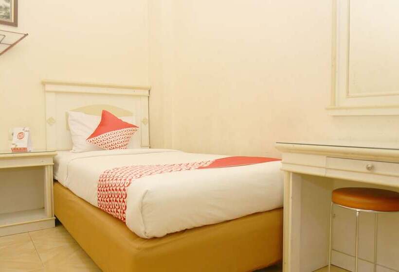 ホテル Wisma Prima