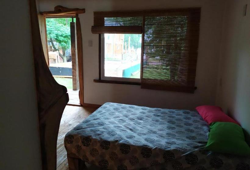 ユースホステル Huecubu Public House