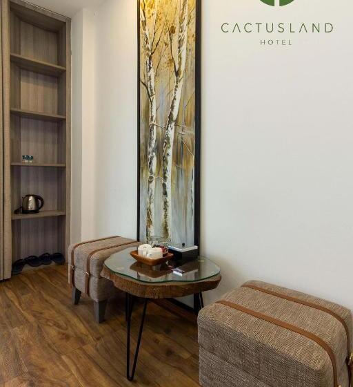 هتل Cactusland Boutique