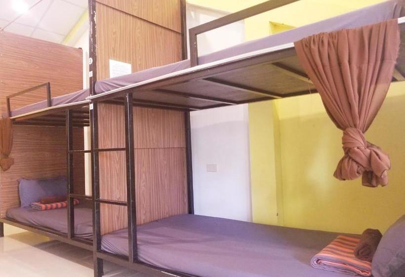 هتل کپسول Codohomestay Garden