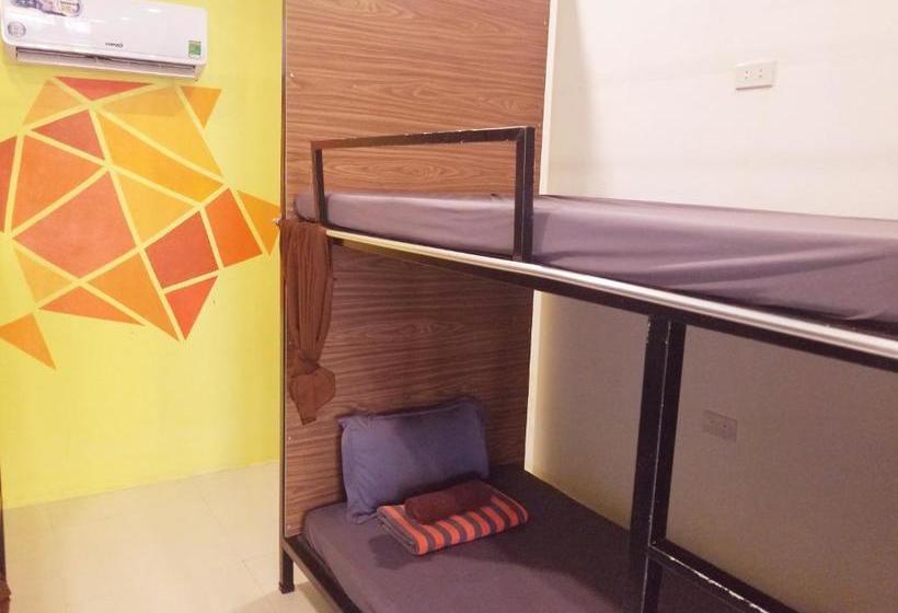 هتل کپسول Codohomestay Garden