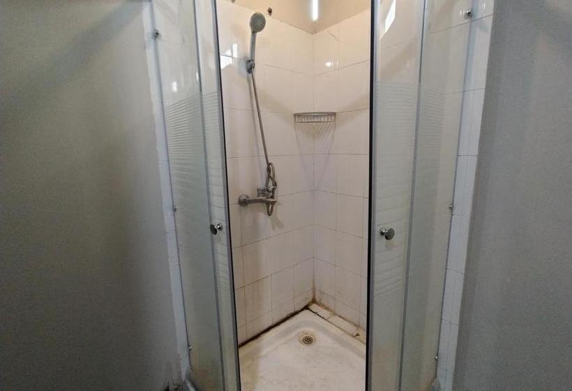 فندق Oyo 2625 Pondok Penginapan Patradisa