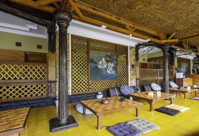 هتل Reddoorz Syariah At Bumi Eyang Enin Homestay Tasikmalaya