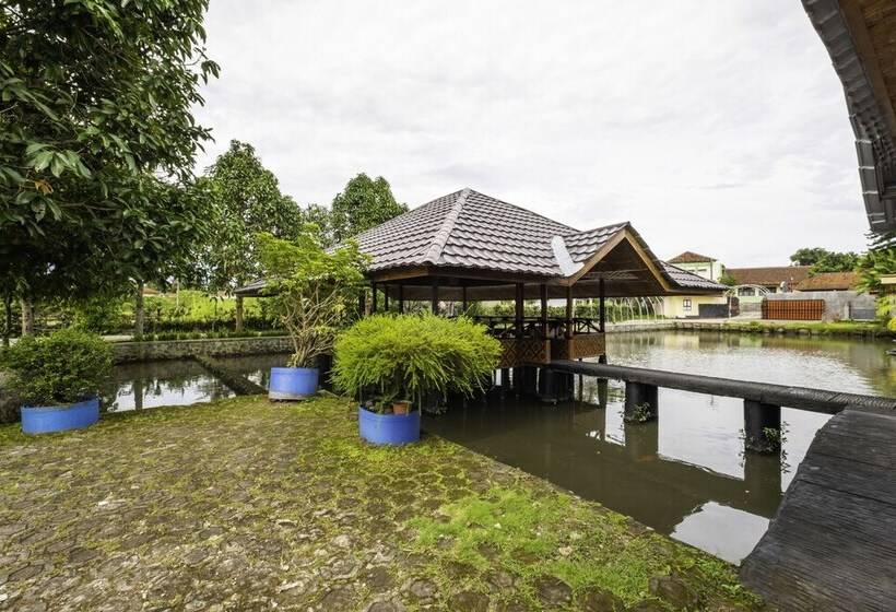 فندق Reddoorz Syariah At Bumi Eyang Enin Homestay Tasikmalaya