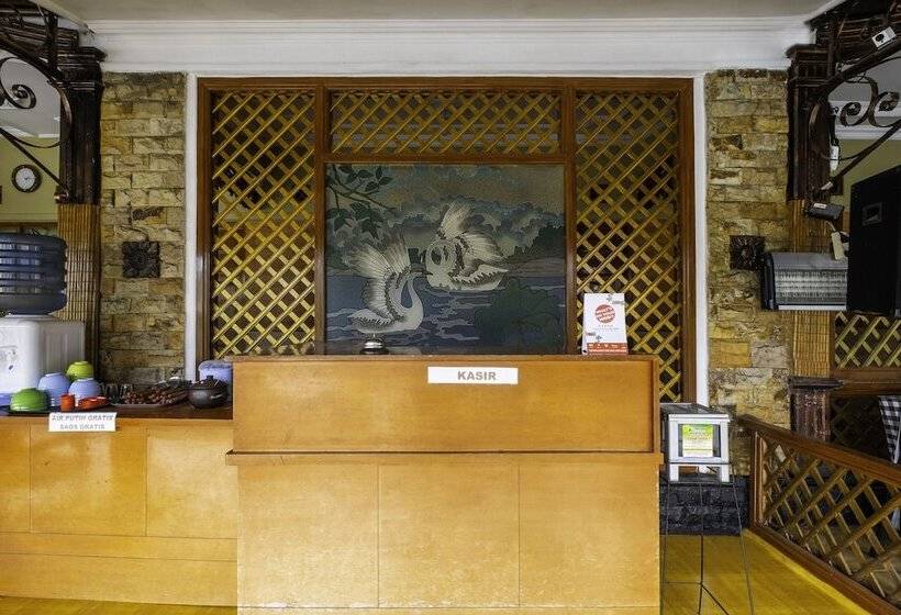 فندق Reddoorz Syariah At Bumi Eyang Enin Homestay Tasikmalaya