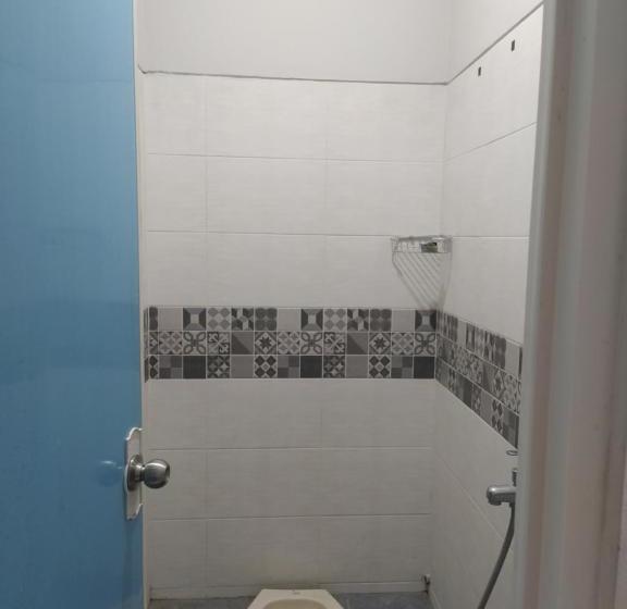 فندق Oyo 2736 Pondok Klara