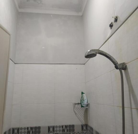 فندق Oyo 2736 Pondok Klara