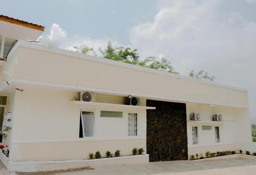 酒店 Reddoorz At Karangploso 2