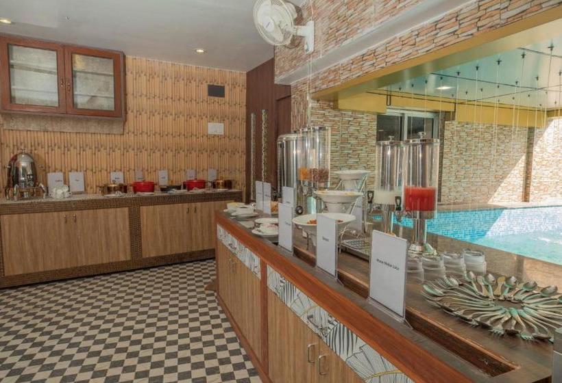 Отель Snehamaya Spa & Resort