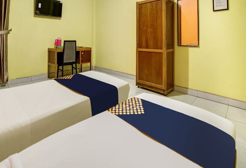 ホテル Spot On 2690  Tampan