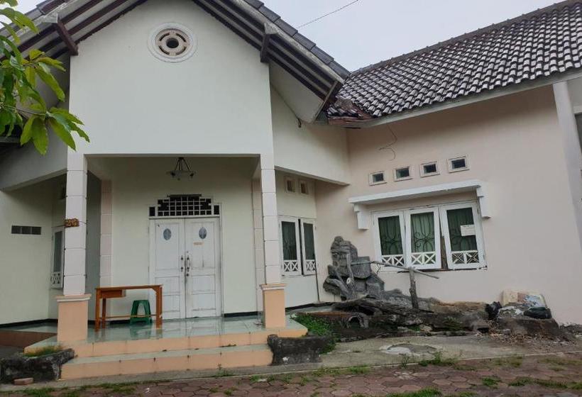 Отель Spot On 2697 Homy House