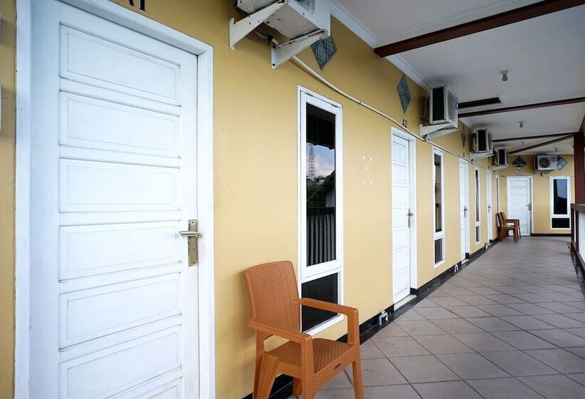 فندق Spot On 2729 Marzan Syariah Guest House