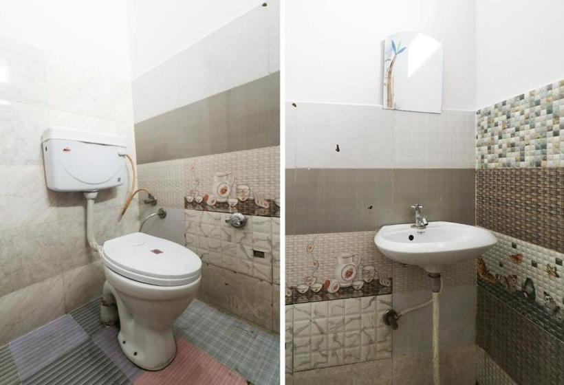 ホテル Spot On Samar Complex