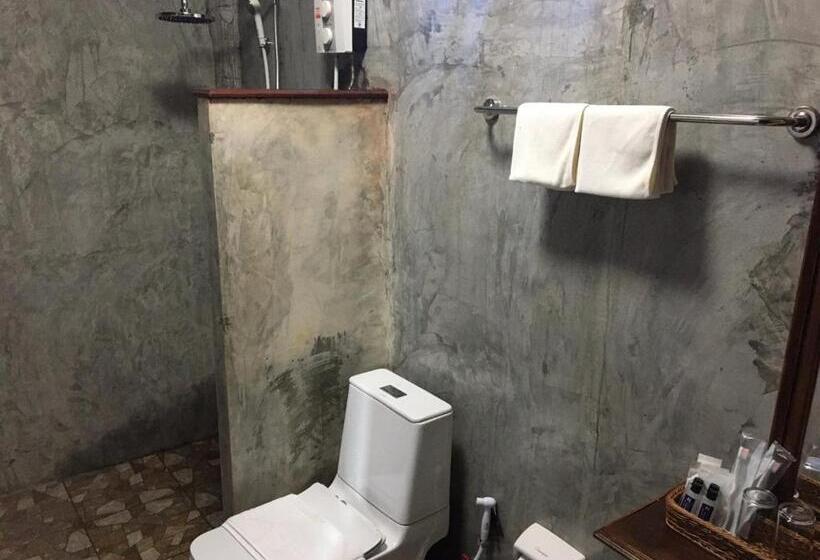 호텔 Tara Beach Resort Udonthani