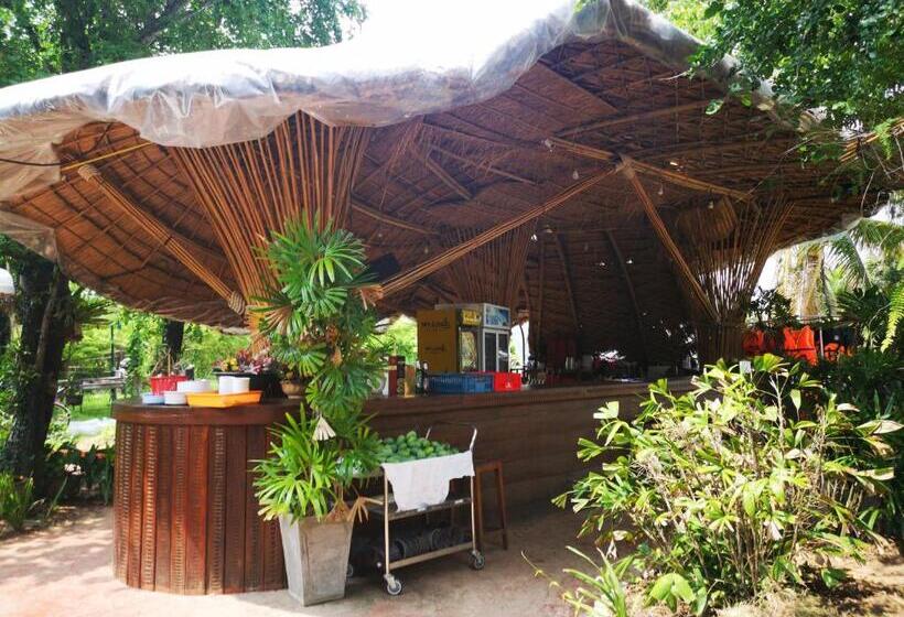 酒店 Tara Beach Resort Udonthani