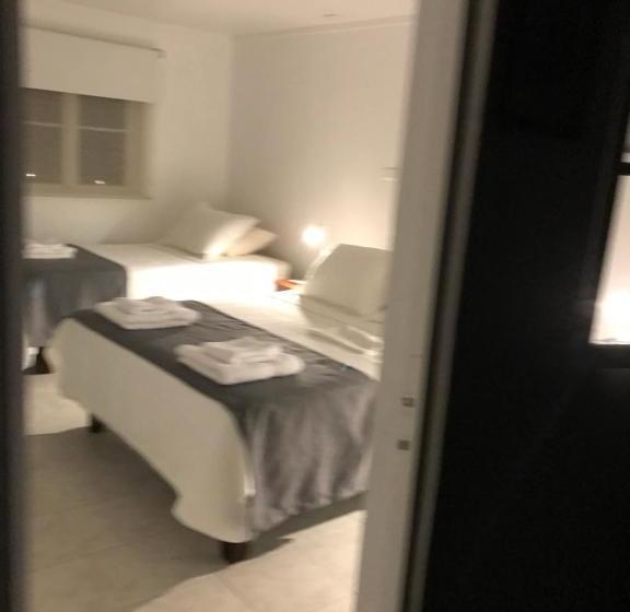 بنسيون Hostal Casa 95