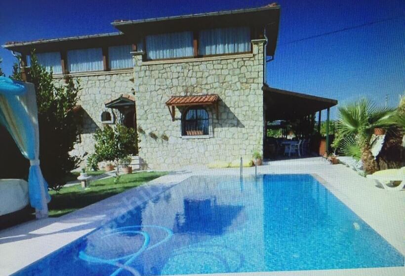 Пансион Tas Konak