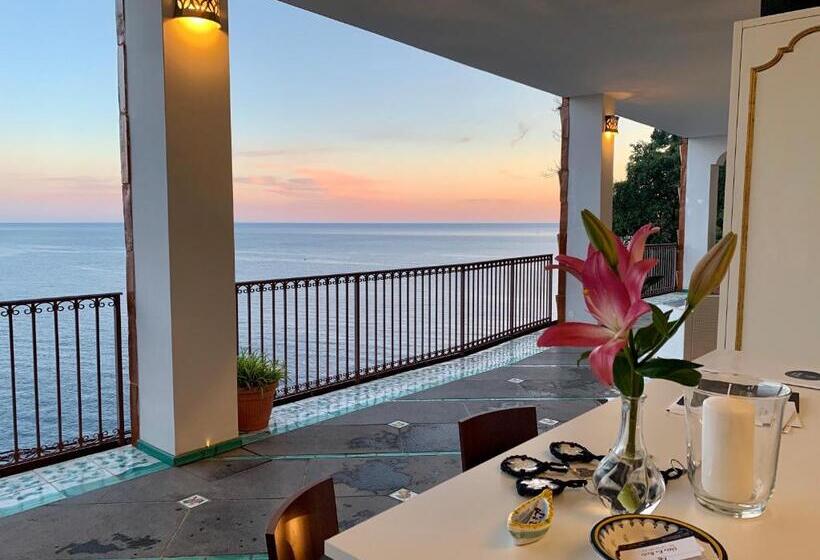 リゾートホテル Villa Le Baste