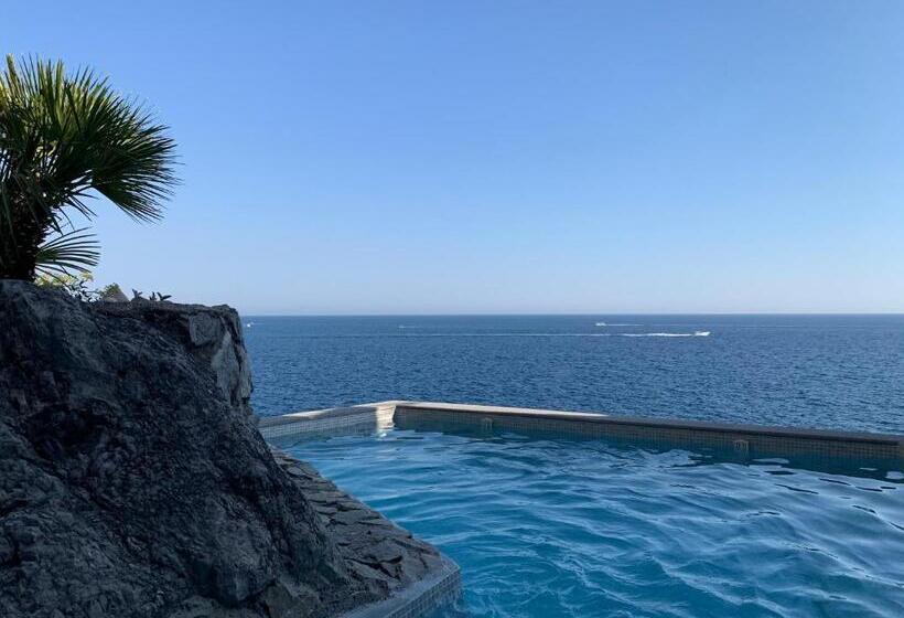 リゾートホテル Villa Le Baste