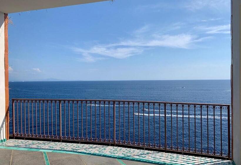 リゾートホテル Villa Le Baste