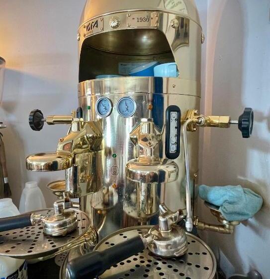 مبيت وإفطار Ebenezer S Place