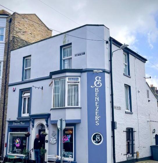 مبيت وإفطار Ebenezer S Place