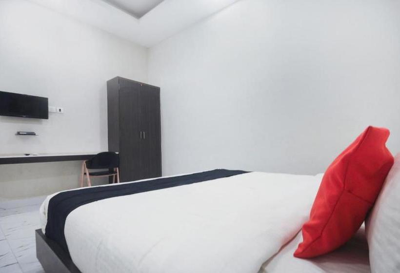 호텔 Capital O 67238 Park Regencys